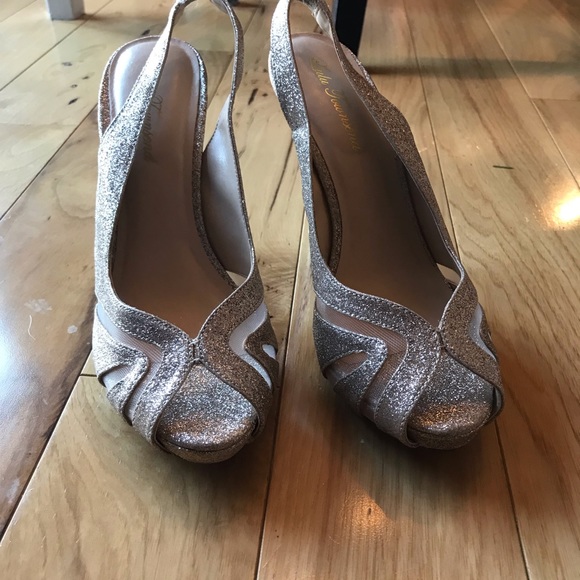 Lulu Townsend peep toe heels - Picture 2 of 3